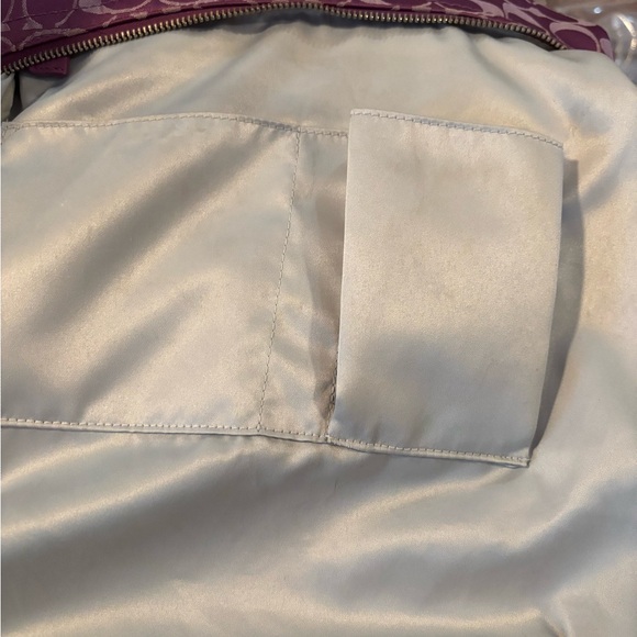 Coach D1269-F19232 Penelope Signature Sateen Pocket Hobo in Purple Jacquard VGUC - Picture 13 of 14